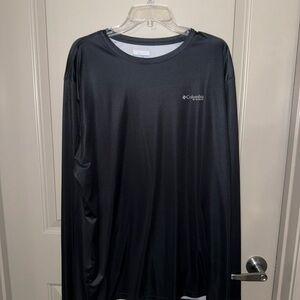 Columbia Charcoal Crew Neck Shirt